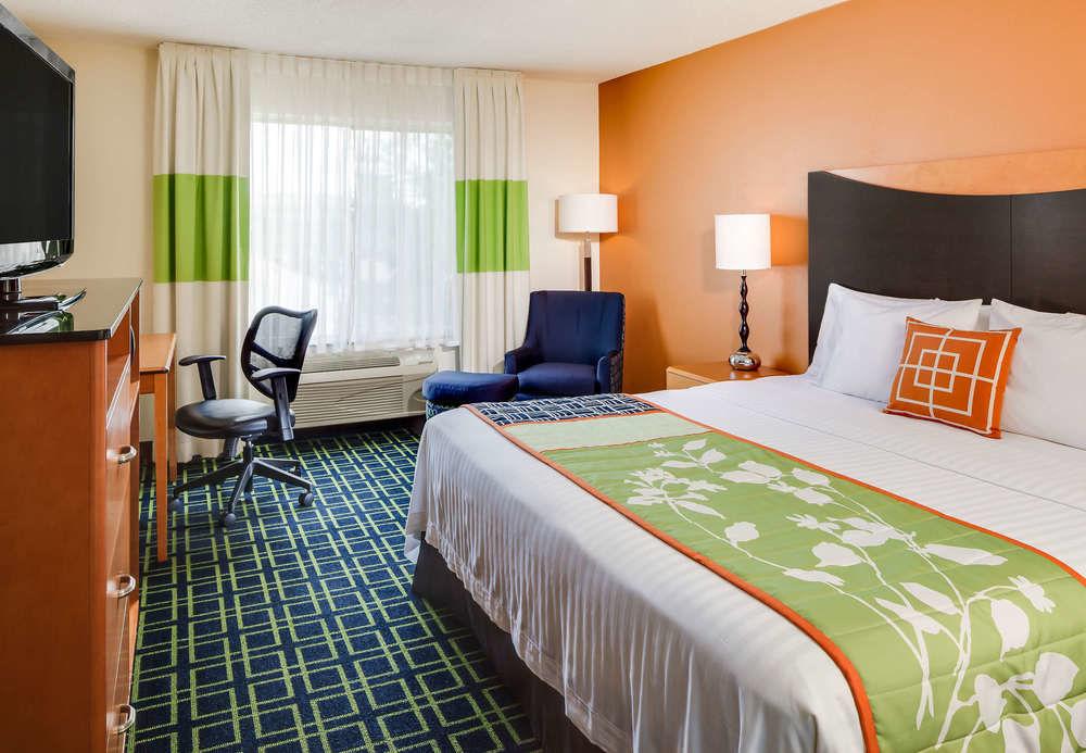Fairfield Inn Manhattan, Kansas Bagian luar foto