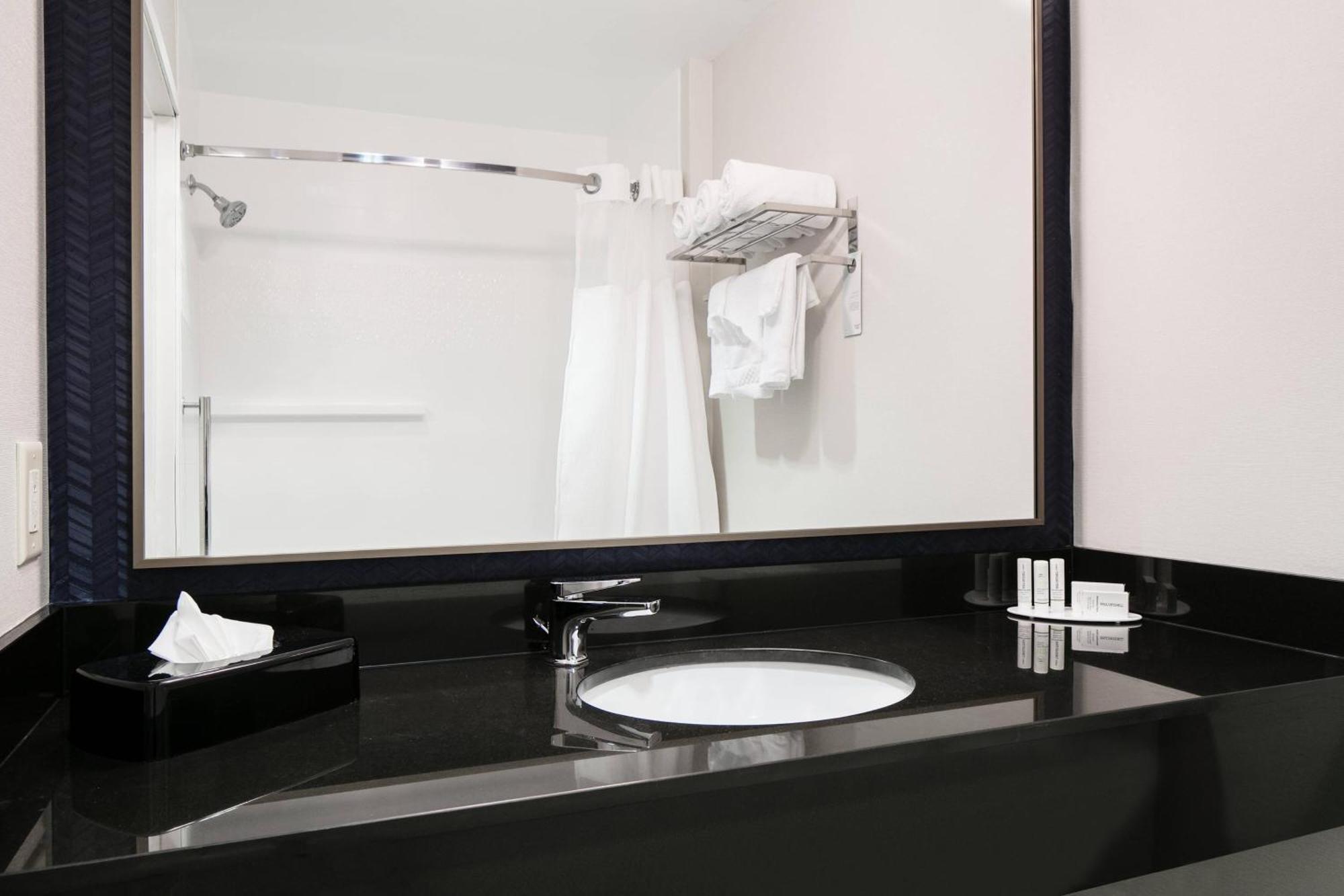 Fairfield Inn Manhattan, Kansas Bagian luar foto