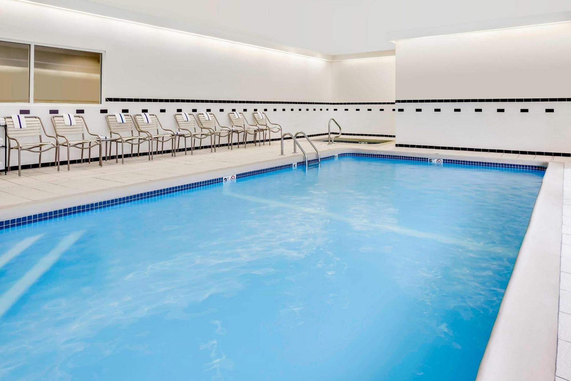 Fairfield Inn Manhattan, Kansas Bagian luar foto
